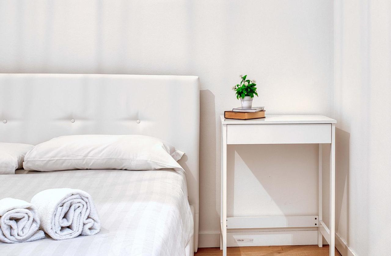 Joivy Warm And Inviting Flat With Balcony Apartamento Milão Exterior foto